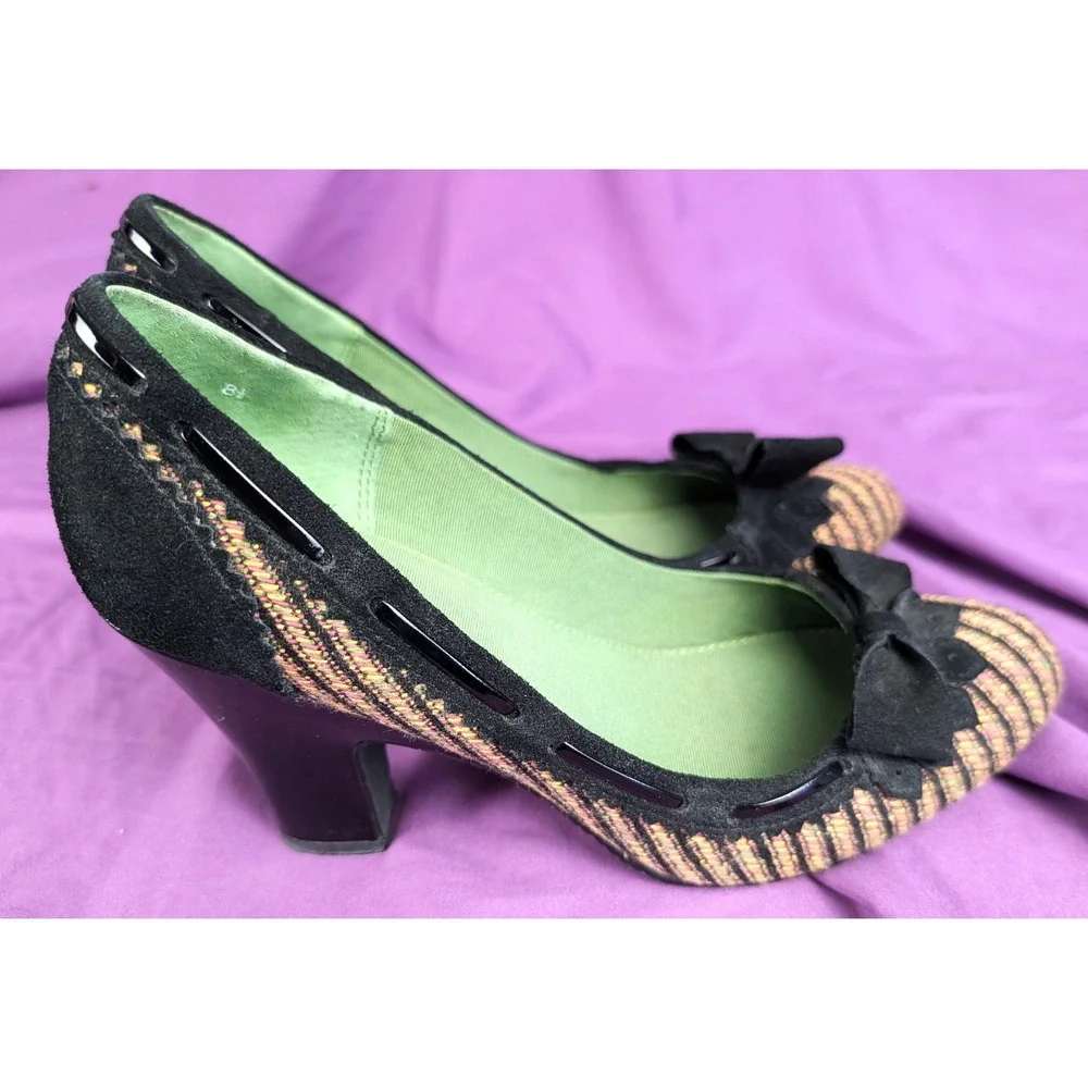 BC In The Winners Circle Black Vegan Suede Orange Woven 8.5M Bow Heels Autumn